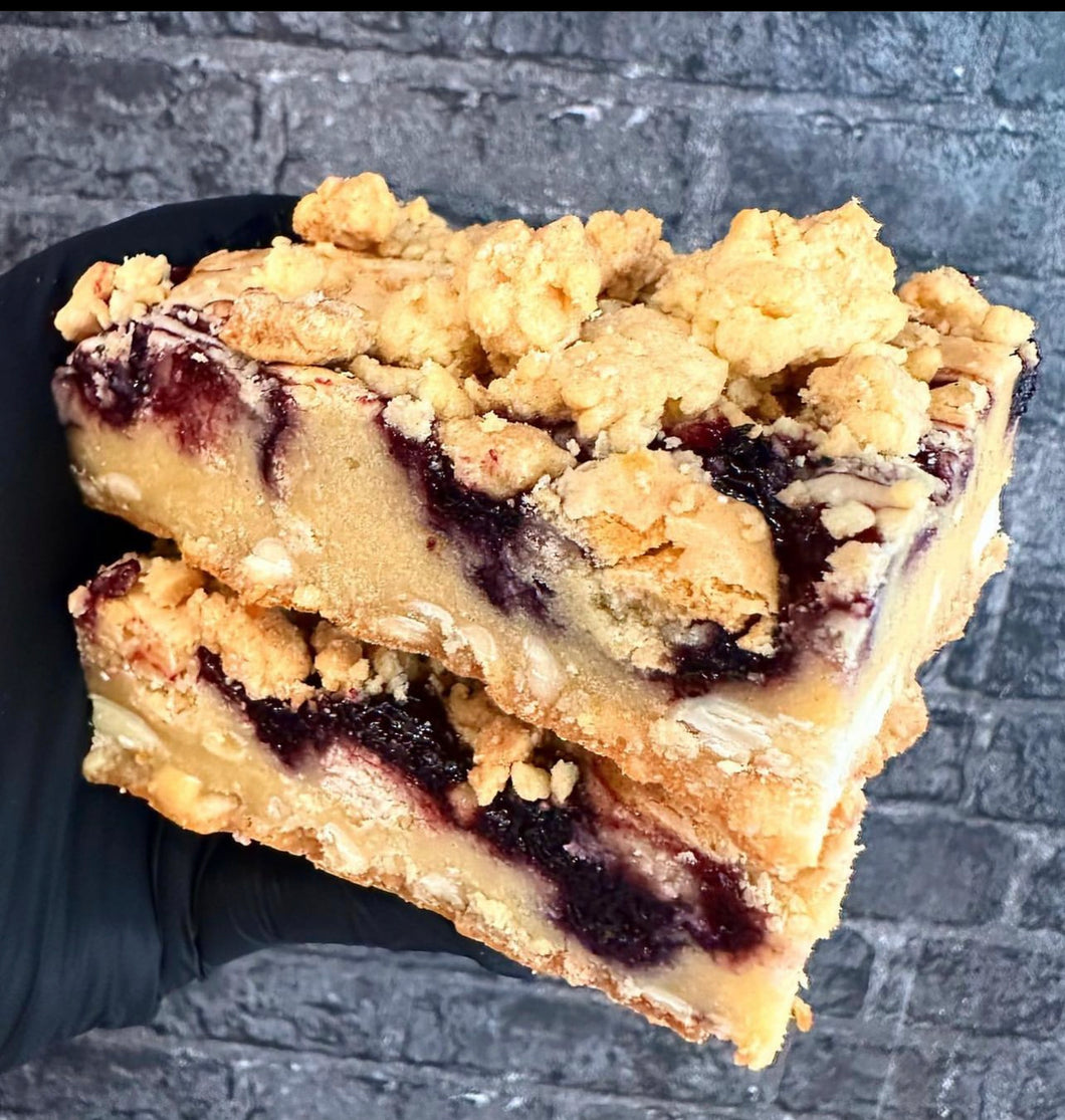 Blueberry Pie Blondie